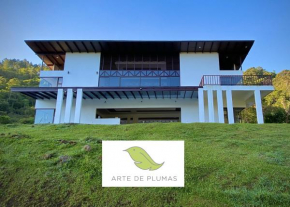 Arte de Plumas birding lodge